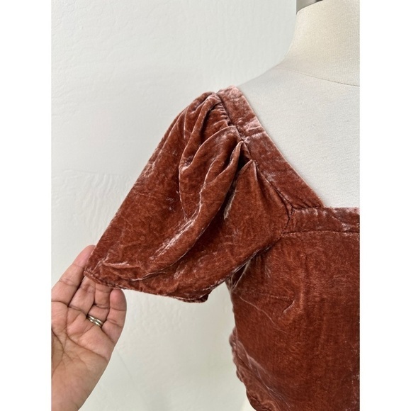 Madewell Suede Square Neck Balloon Sleeves Top - Picture 4 of 9